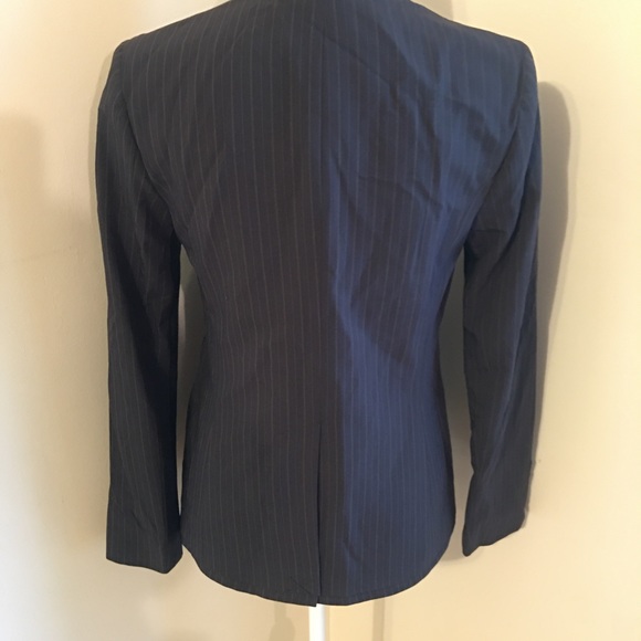 🖤BCBG Blazer🖤 - Picture 2 of 8